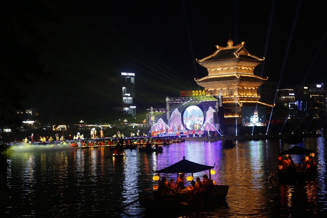 Phát triển du lịch của tỉnh Ninh Bình: Nâng cao vai trò của cộng đồng - Ảnh 1. Phát triển du lịch của tỉnh Ninh Bình: Nâng cao vai trò của cộng đồng - Ảnh 1.