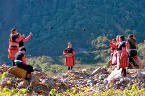 Folk game highlights ethnic minority culture